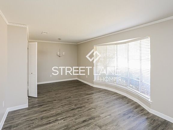 4th image of 426 Tanglewood Dr