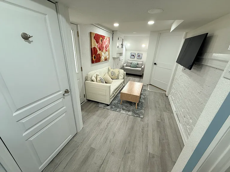 8 N Nashville Ave #1 — Photo 10