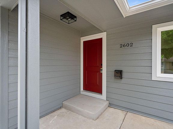 5th image of 2602 Cedar Dr