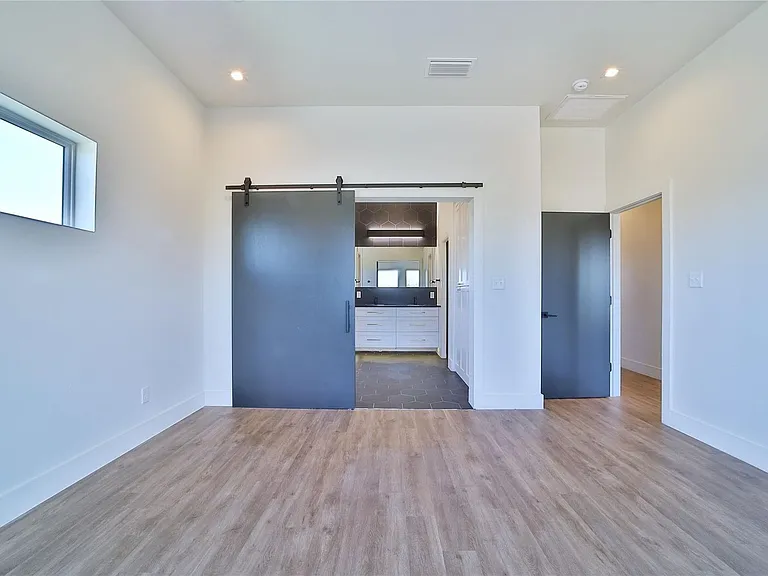 The Fairmount at Magnolia — Photo 16