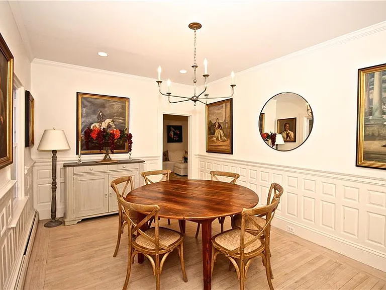 215 Coggeshall Ave — Photo 10