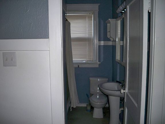 3rd image of 1514 McCausland Avenue