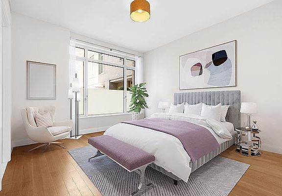 4th image of 250 W 81st St #4B