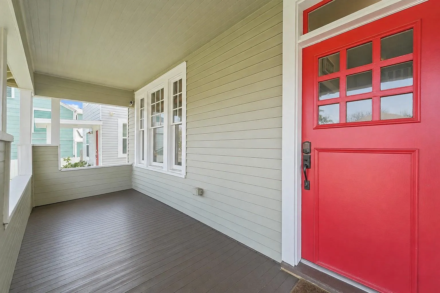 4 bed, 2.5 bath, 1850 sqft, $2,900 — Photo 2