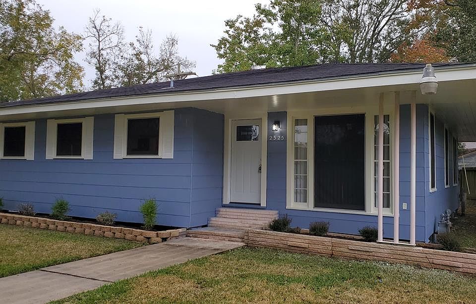 1st image of 2325 Oaklawn Ave