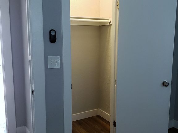 3rd image of 602 Euclid Ave #3004-1/4