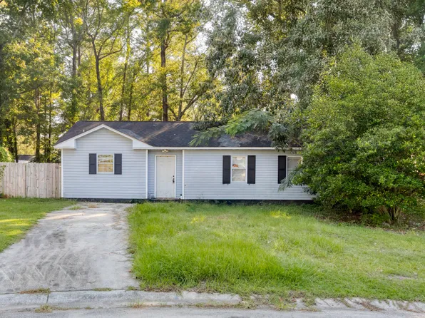 3433 Smoketree Ct, North Charleston, SC 29420