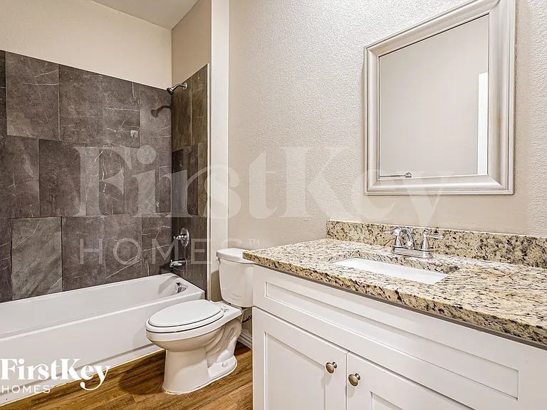 7384 Parkside Place Dr — Photo 17
