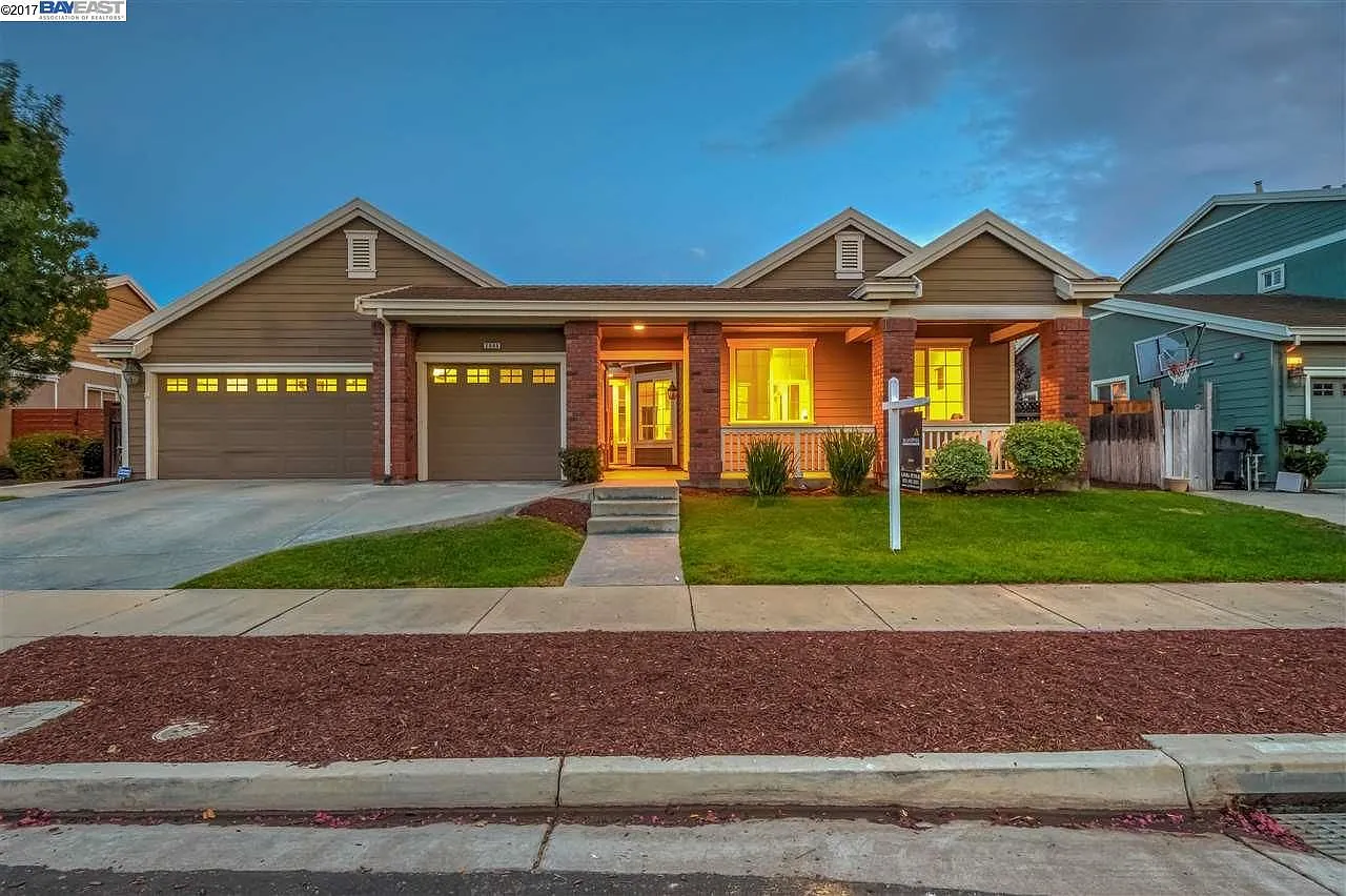 2998 Bresso Dr photo 1