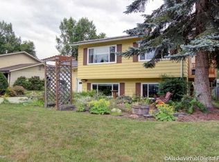 1818 Cindylee Ln, Anchorage, AK 99507