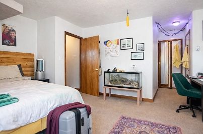 4th image of 121 Centre St APT 4