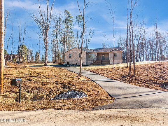 3rd image of 1123 Chris Wood Dr
