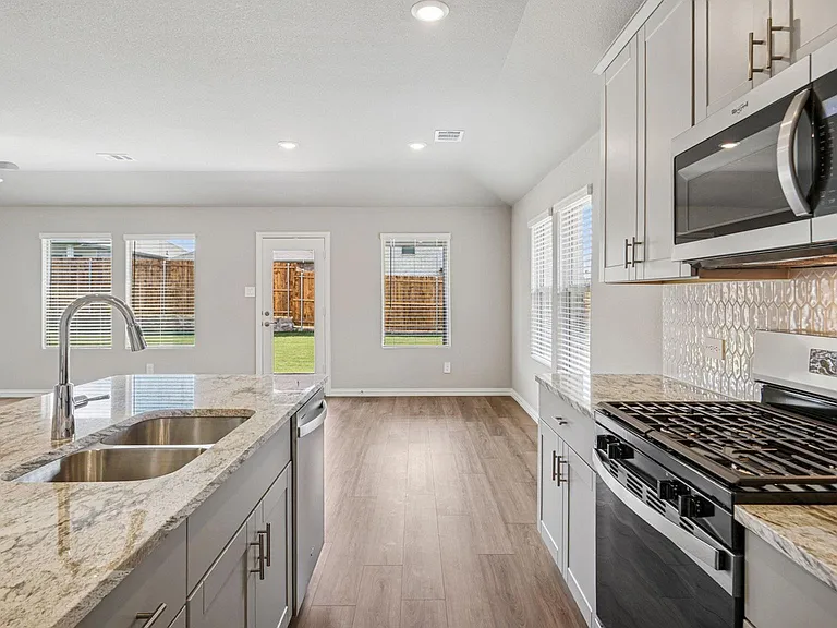 602 Midnight Oak Dr — Photo 9