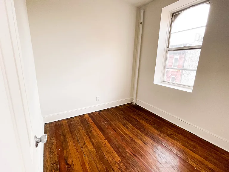 234 Thompson St #35 — Photo 6