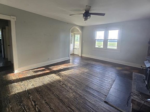 3rd image of 3249 Wardtown Rd
