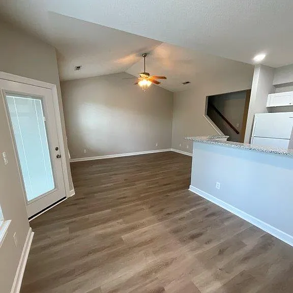 321 S Kerr Ave #158 — Photo 2