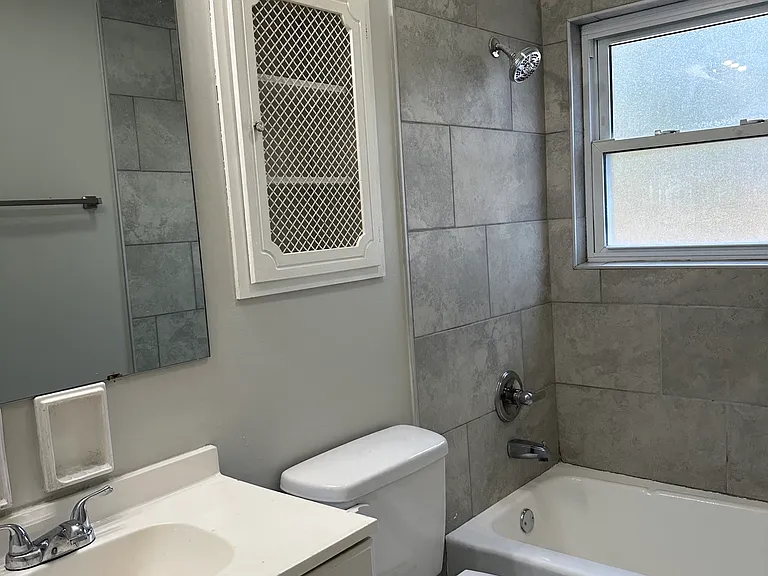 9961 Catalina Dr — Photo 6