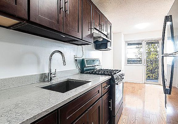 3rd image of 4750 59th St APT 2D