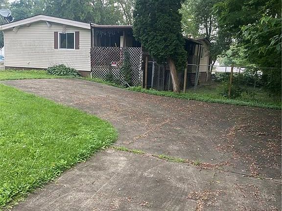 4th image of 3064 Elderberry Ave