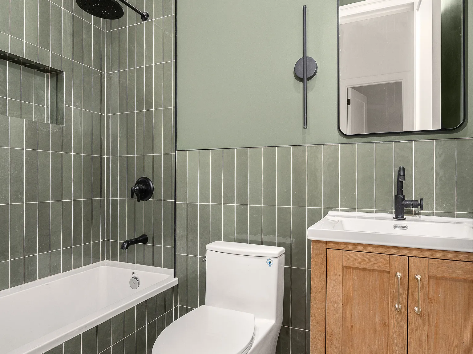 525 Madison Street — Photo 4