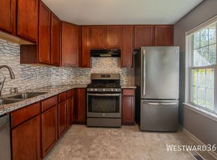 2835 Rutland Cir UNIT 103, Naperville, IL 60564