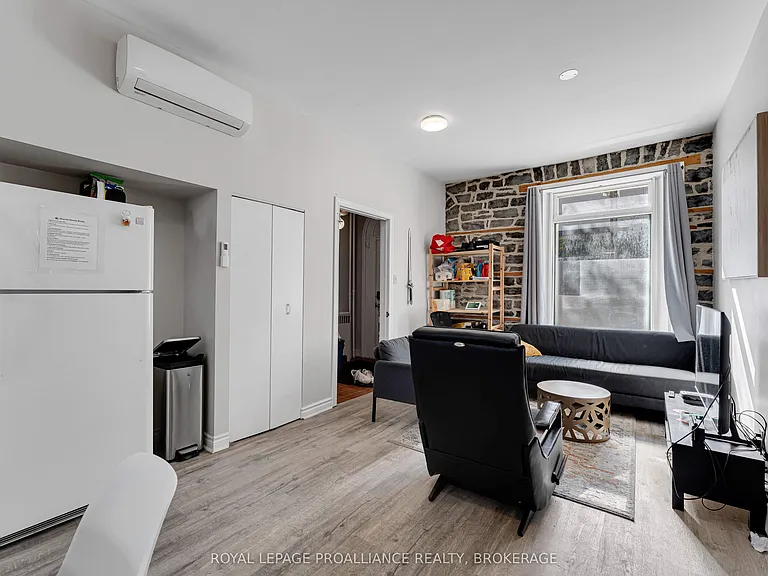 155 Brock St — Photo 5