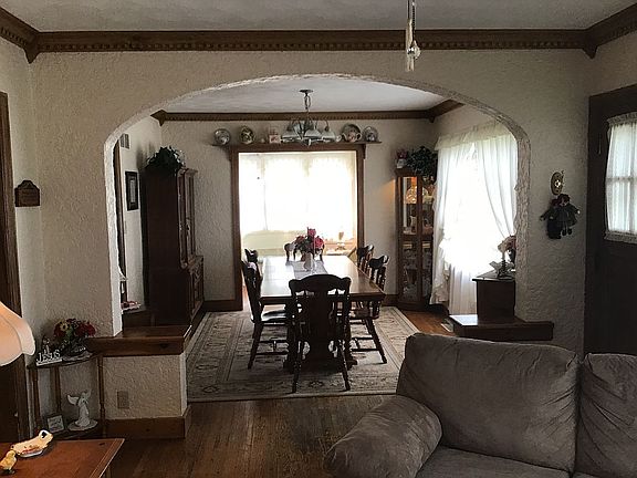 4th image of 3210 N Sherwood Ave