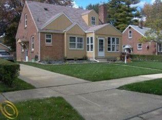 9937 Cardwell St, Livonia, MI 48150