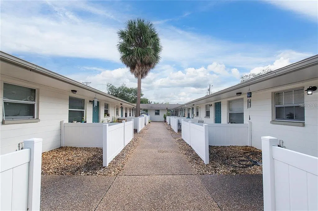 1 bed, 1.0 bath, 650 sqft, $1,500 — Photo 2