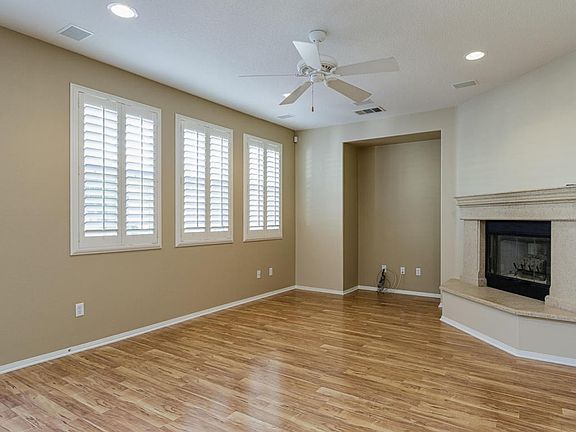 4th image of 654 Clearwater Creek Dr
