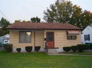 3739 Deveaux St, Niagara Falls, NY 14305