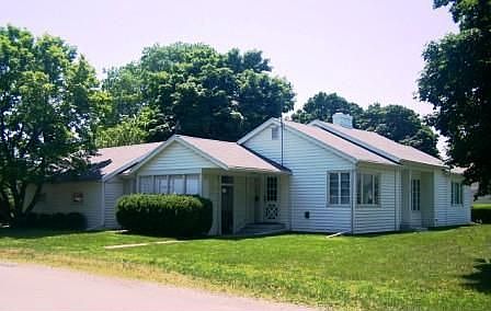 2nd image of 302 W McKinley Ave