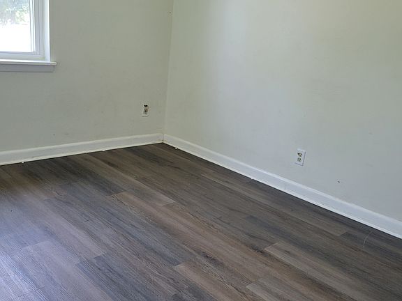2nd image of 2411 Mastin Lake Rd NW APT A