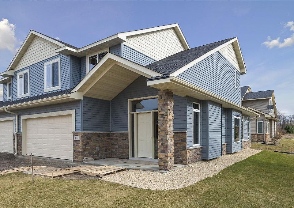 1st image of 417 Aqua Cir