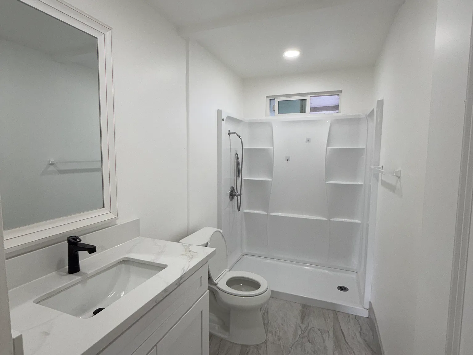 3 bed, 1415 sqft, $3,700 — Photo 2