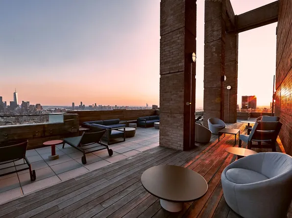 10 East 29th Street image 8 of 32