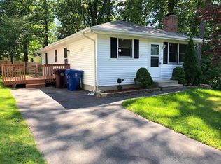 27 Litchfield Rd, Unionville, CT 06085