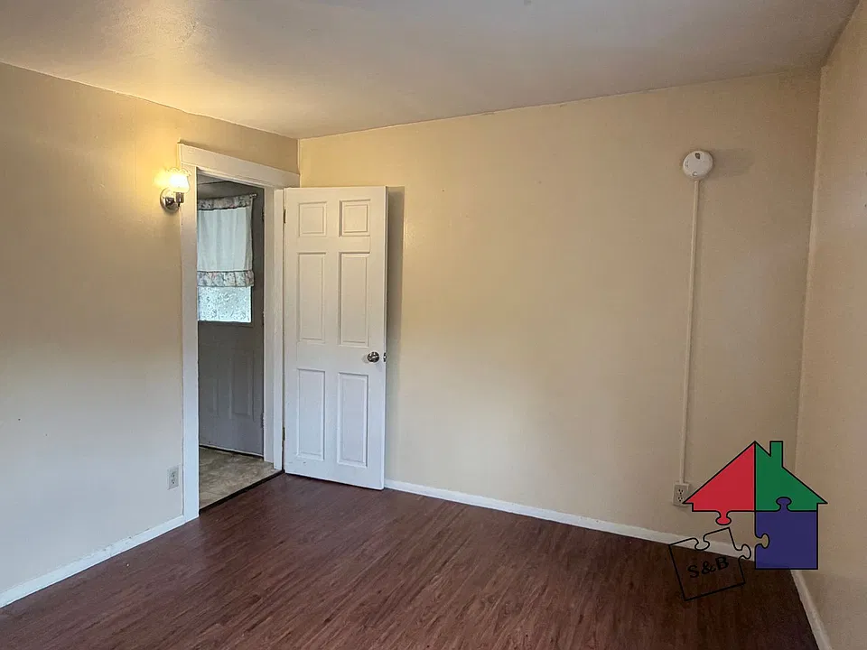 69 Perry St