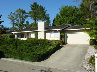 12 Wandel Dr, Moraga, CA 94556