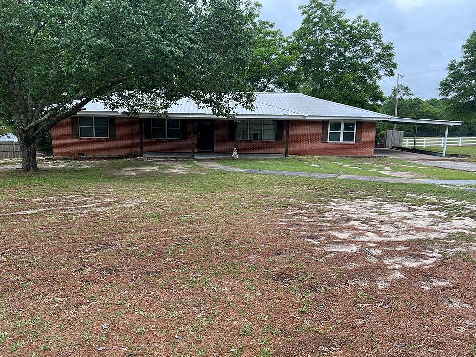 1st image of 112 Horn Hill Rd