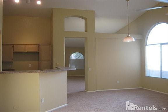 2nd image of 3202 E Sequoia Dr