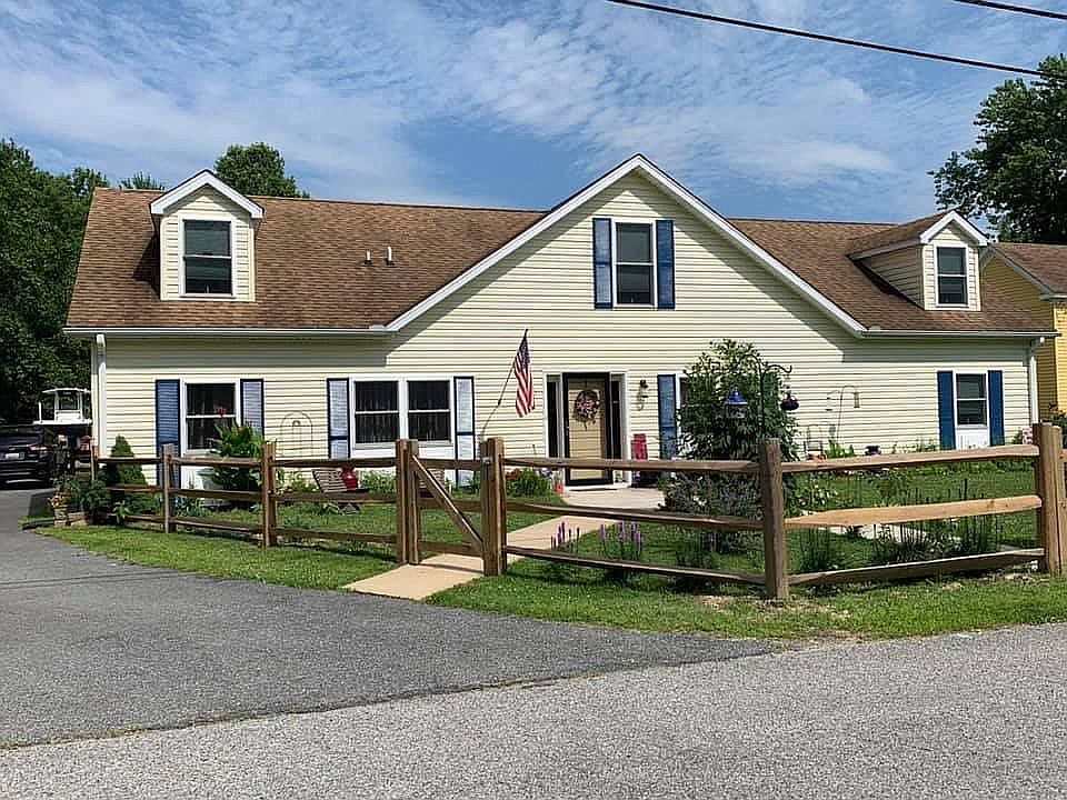1st image of 5837 Henry Ave