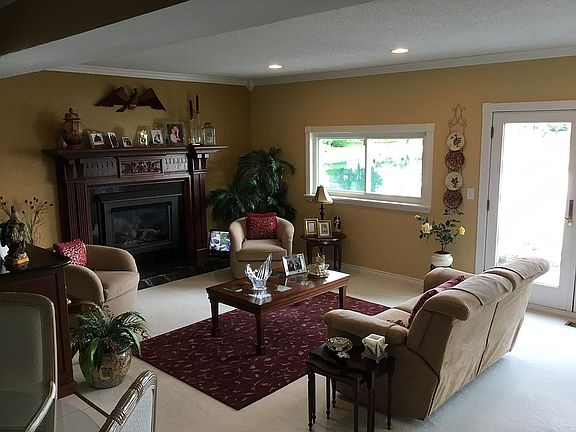 5th image of 6618 Emerald Lake Dr
