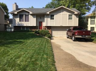15916 Martha Cir, Omaha, NE 68130