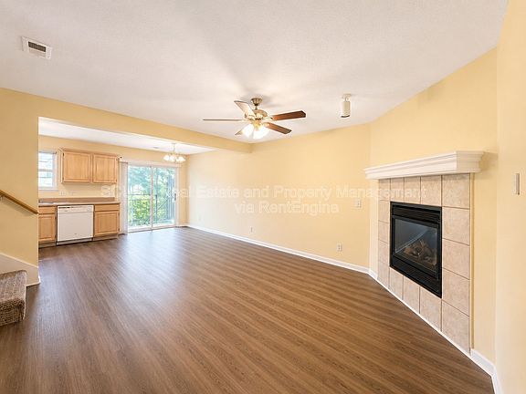 4th image of 10633 N Locust Ct