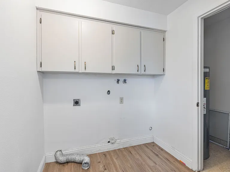 1524 Laprele St #1-4 — Photo 9