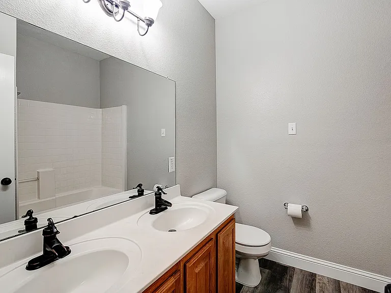 2504 Cypress Point Dr — Photo 22