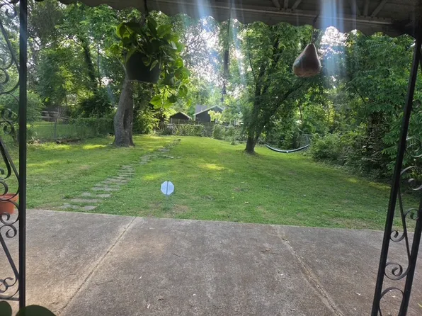 1737 22nd Ave N, Nashville, TN 37208
