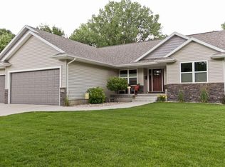 600 42nd St SE, Cedar Rapids, IA 52403