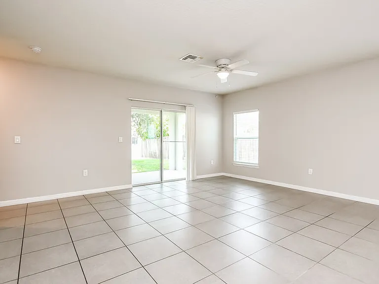 108 Milton Pl — Photo 6